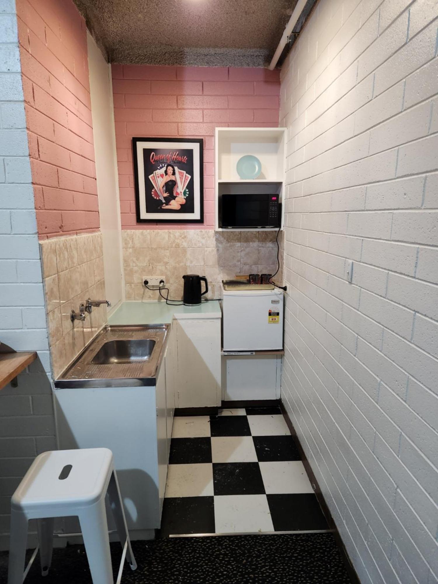 West End Motel & Backpackers Adelaide Exterior foto